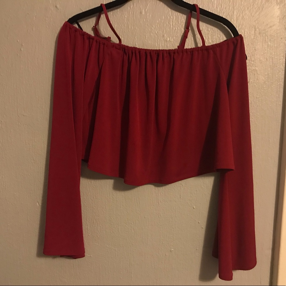 Flowy off-the-shoulder maroon crop top